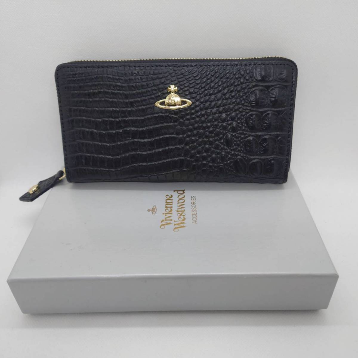 Vivienne Westwood ヴィヴィアンウエストウッド 長財布 ラウンド
