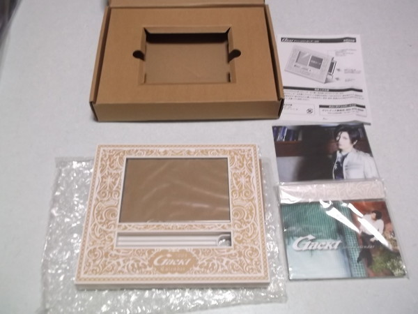 ☆　ガクト Gackt　【　2009卓上 カレンダー　】 新品♪　外箱付き♪_画像1