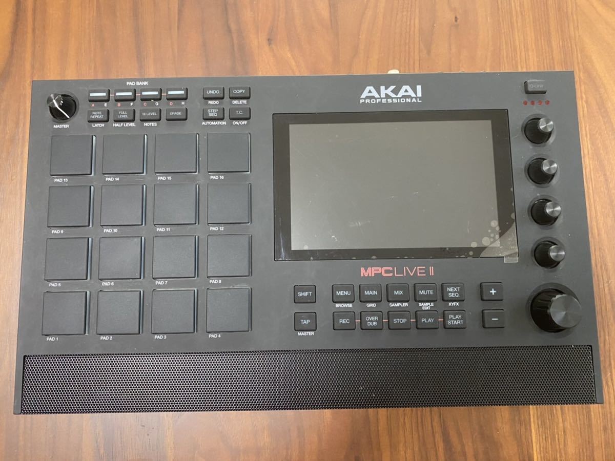 AKAI MPC LIVE 美品中古|サンプラー AKAI MPC LIVE 美品中古|サンプラー