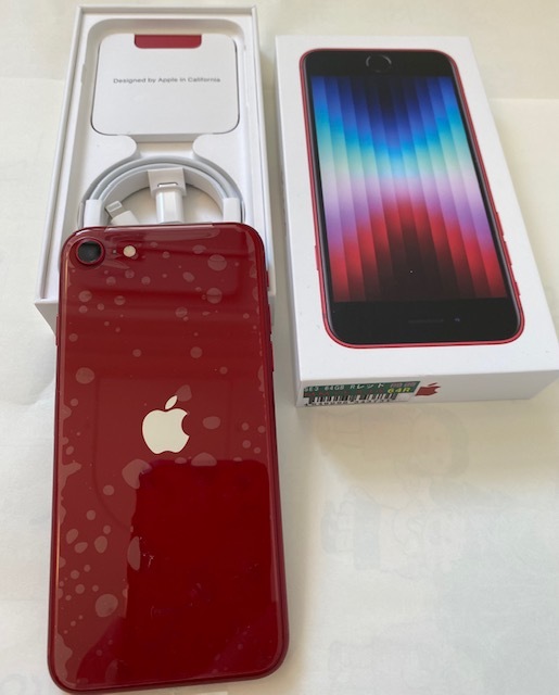 未使用に近い開封済 iPhoneSE3 第3世代 64GB RED 赤 SIMフリー