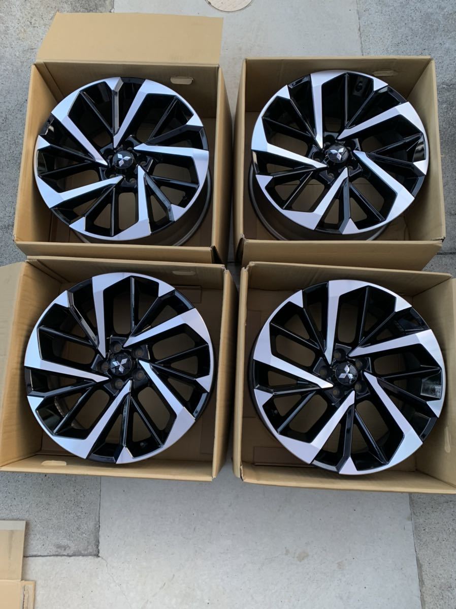 新車外し 新型アウトランダーPHEV(GN0W)純正20インチホイール8J+35