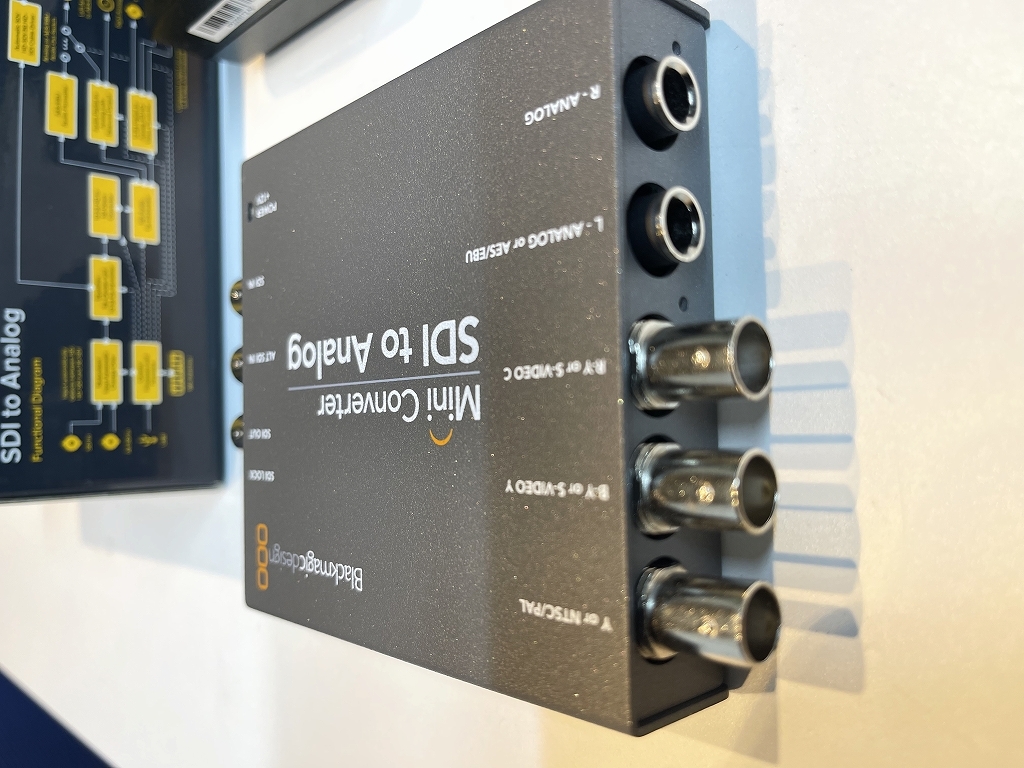 新品!!! Blackmagic Design SDI to アナログ (SDI to Analog 新品!!! Blackmagic Design SDI to アナログ (SDI to Analog