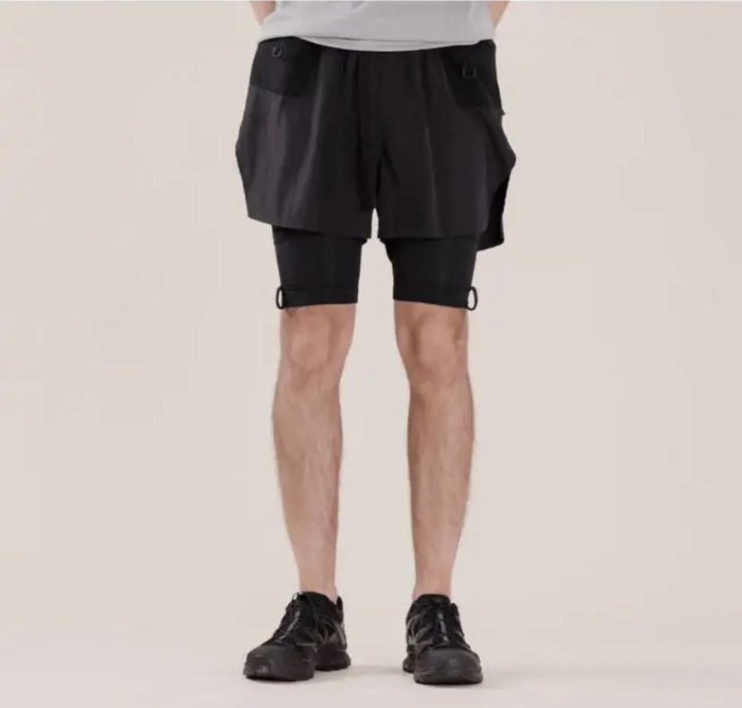 美品　送料込　COMFY OUTDOOR GARMENT(コムフィーアウトドアガーメント) RUN CMF RUN SHORTS BLACK ランニングパンツ　ハーフパンツ 黒