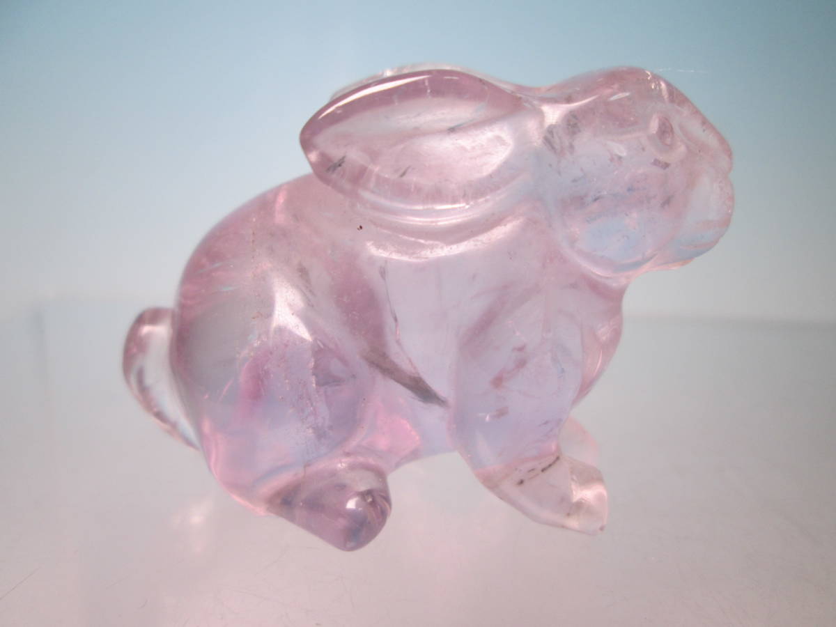 ☆アンティーク・淡い紫水晶 可愛い兎彫刻の置物 34,64g_画像2