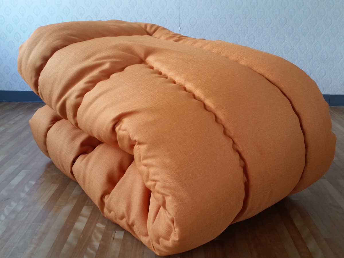 最新デザインの こたつ布団 超大判長方形 超撥水加工 厚掛け 清潔 枕