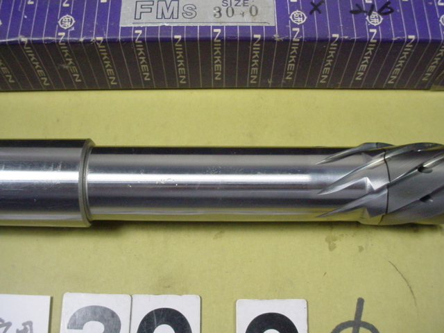 FMS-30.0Φ 超硬ミルリーマ 日研 底付穴タイプ 中古品 ストレート FMS-30.0Φ 超硬ミルリーマ 日研 底付穴タイプ 中古品 ストレート