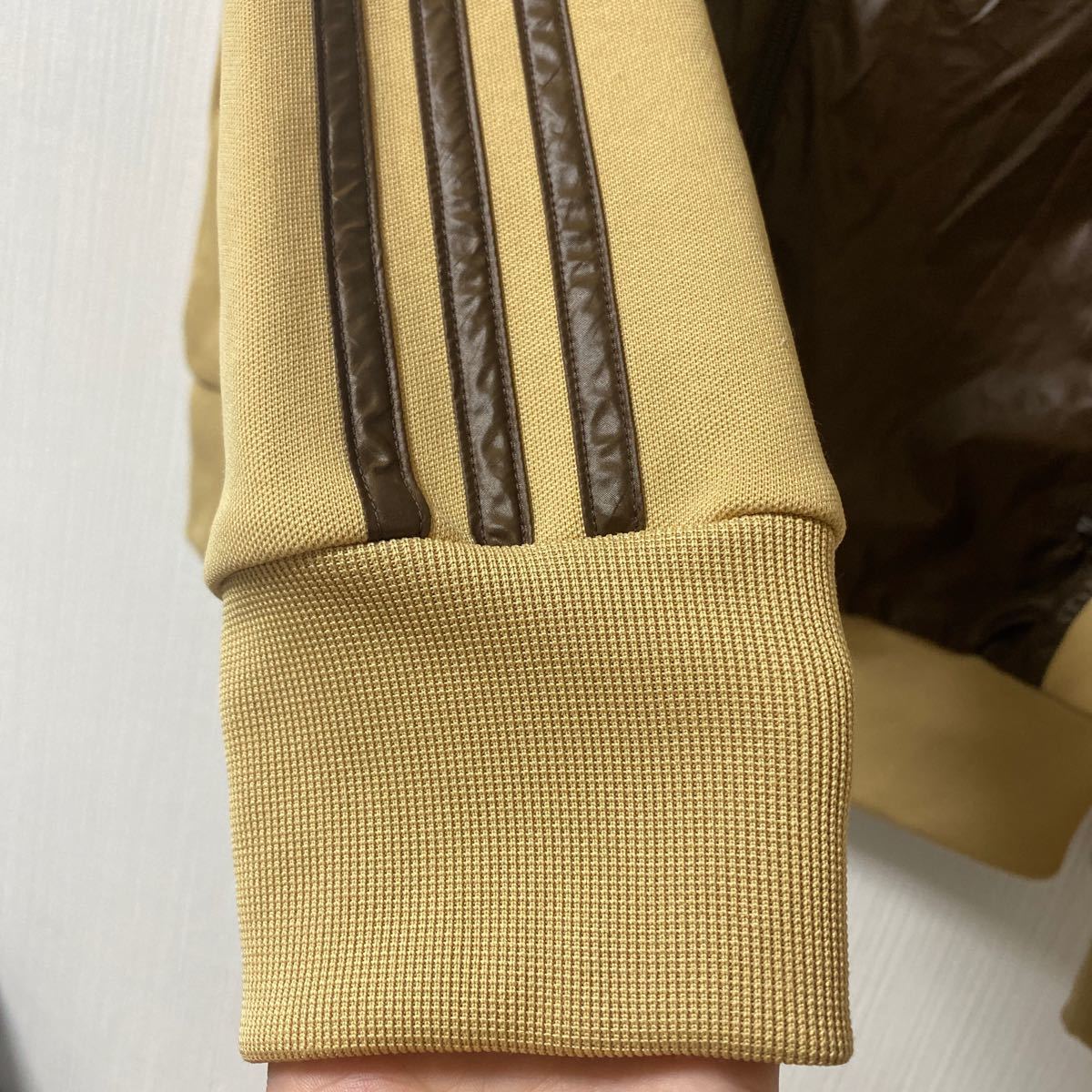 希少カラー】adidas トラックジャケット ジャージ 茶色 万国旗 希少カラー】adidas トラックジャケット ジャージ 茶色 万国旗