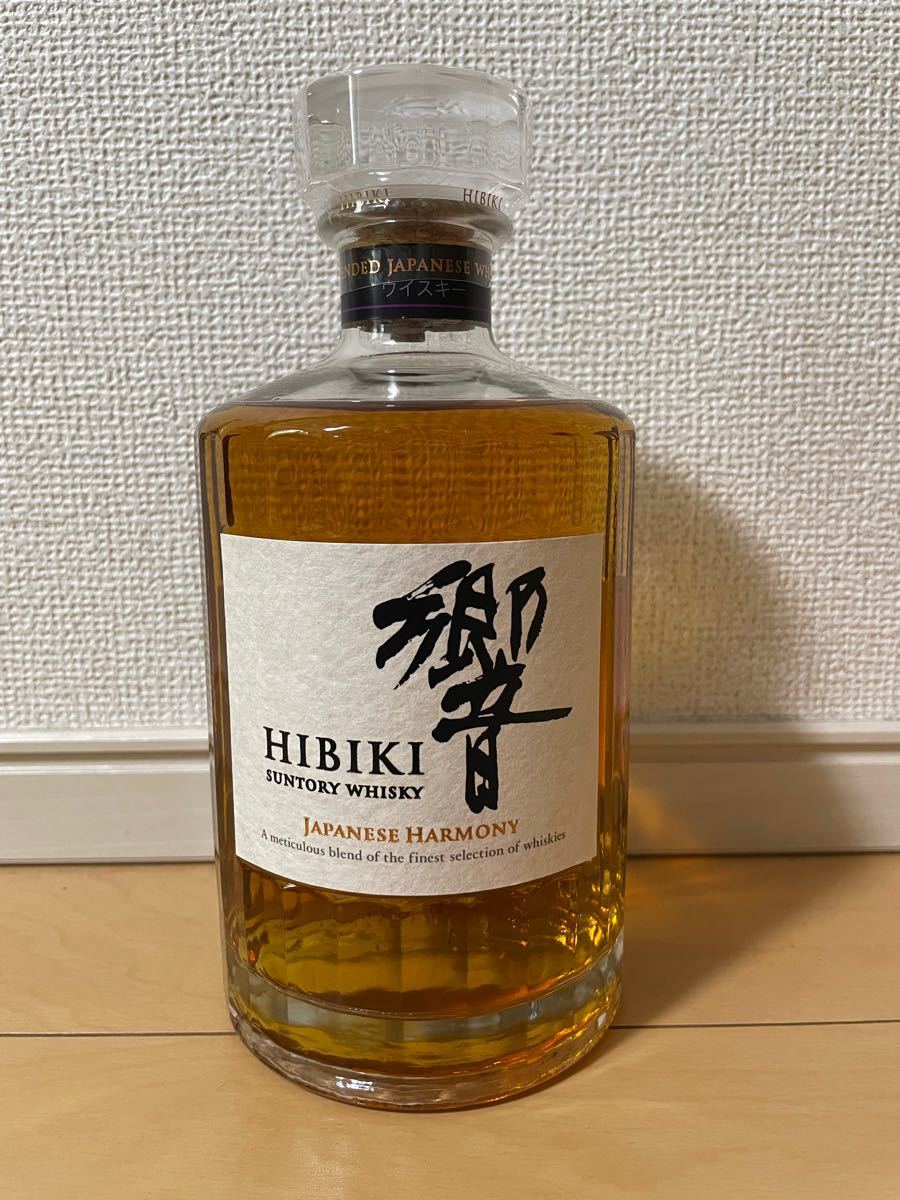 サントリー サントリー ウイスキー 700ml 箱無しの通販 by BSK SHOP ...