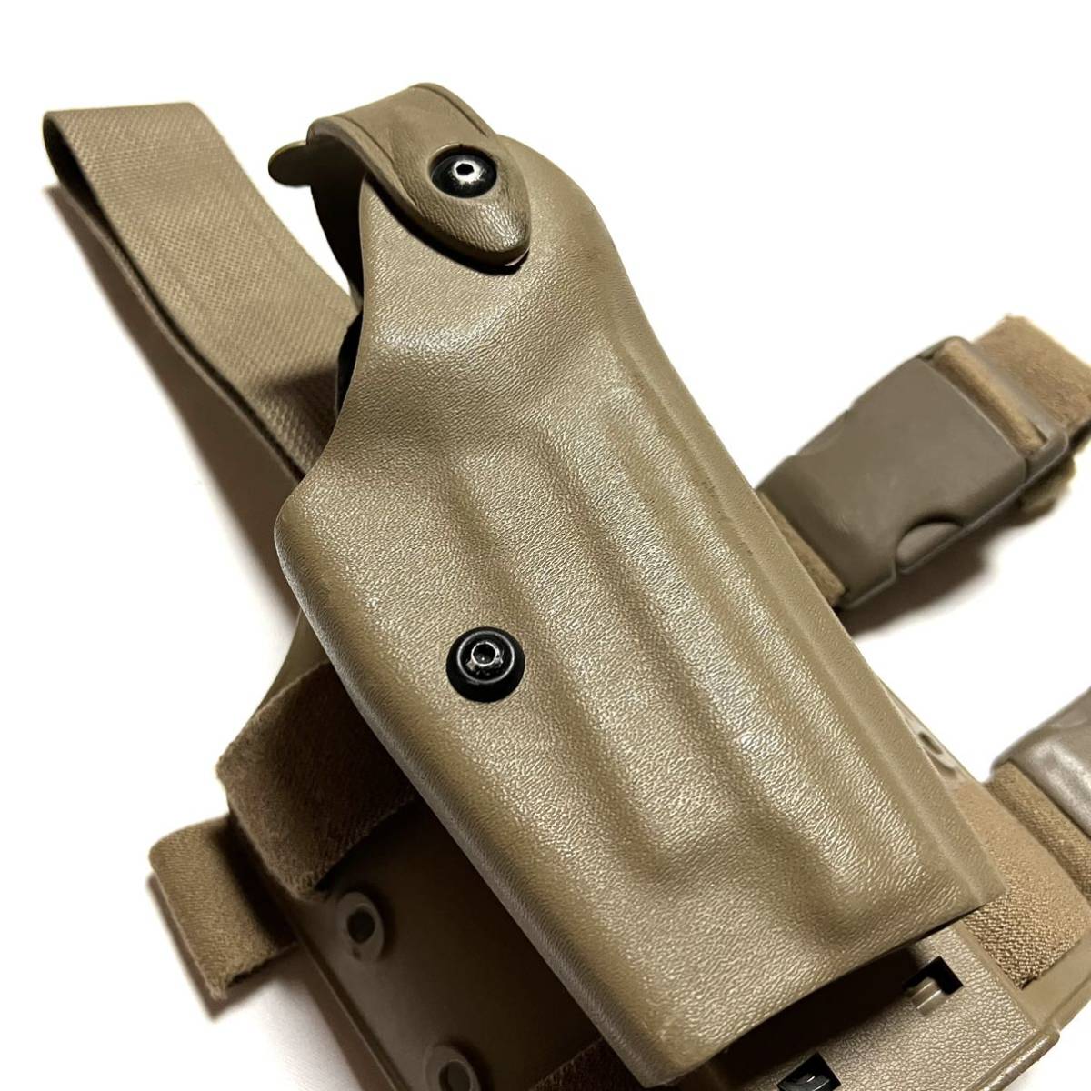 サファリランド 6004-77 SIG P226 レッグホルスター FDE-