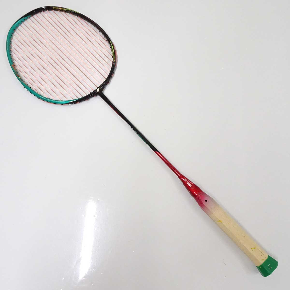 新版 YONEX astrox88S ヨネックス 2本 millenniumkosovo.org