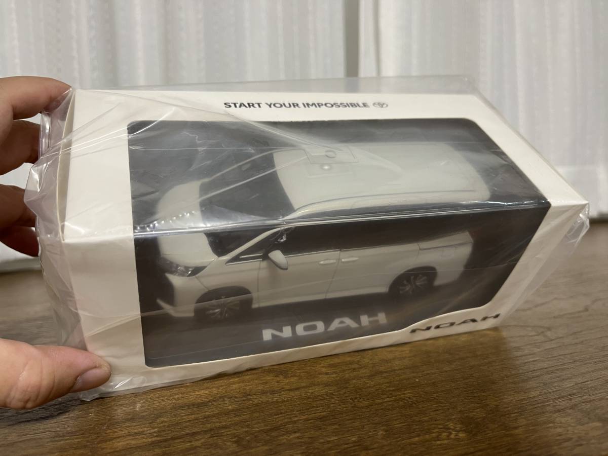 1スタ トヨタ 新型ノア ミニカー 1/30 パールホワイト 検索 トミカ 