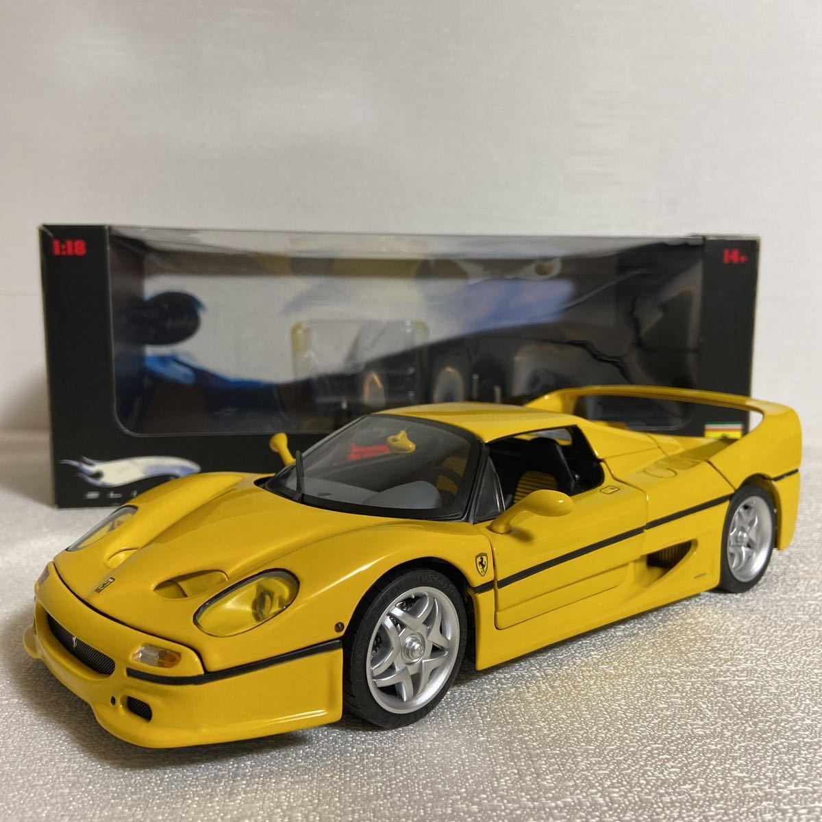 マテル 1/18 F50 エリート- マテル 1/18 F50 エリート-