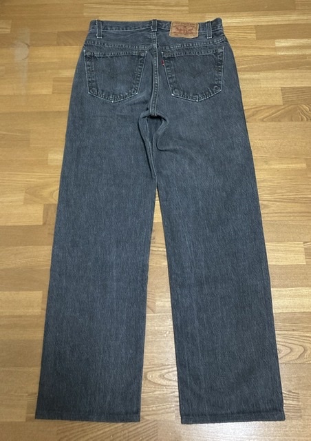 代引き人気 VINTAGE USA製 90's 先染め黒! Levi's 古着 92年製