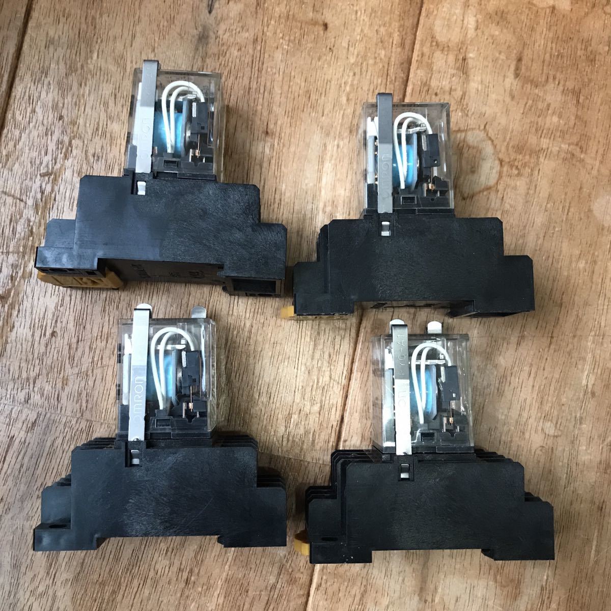 パワーリレー ソケット10個セット MY4N-D2+PYF14A 10個セット 汎用