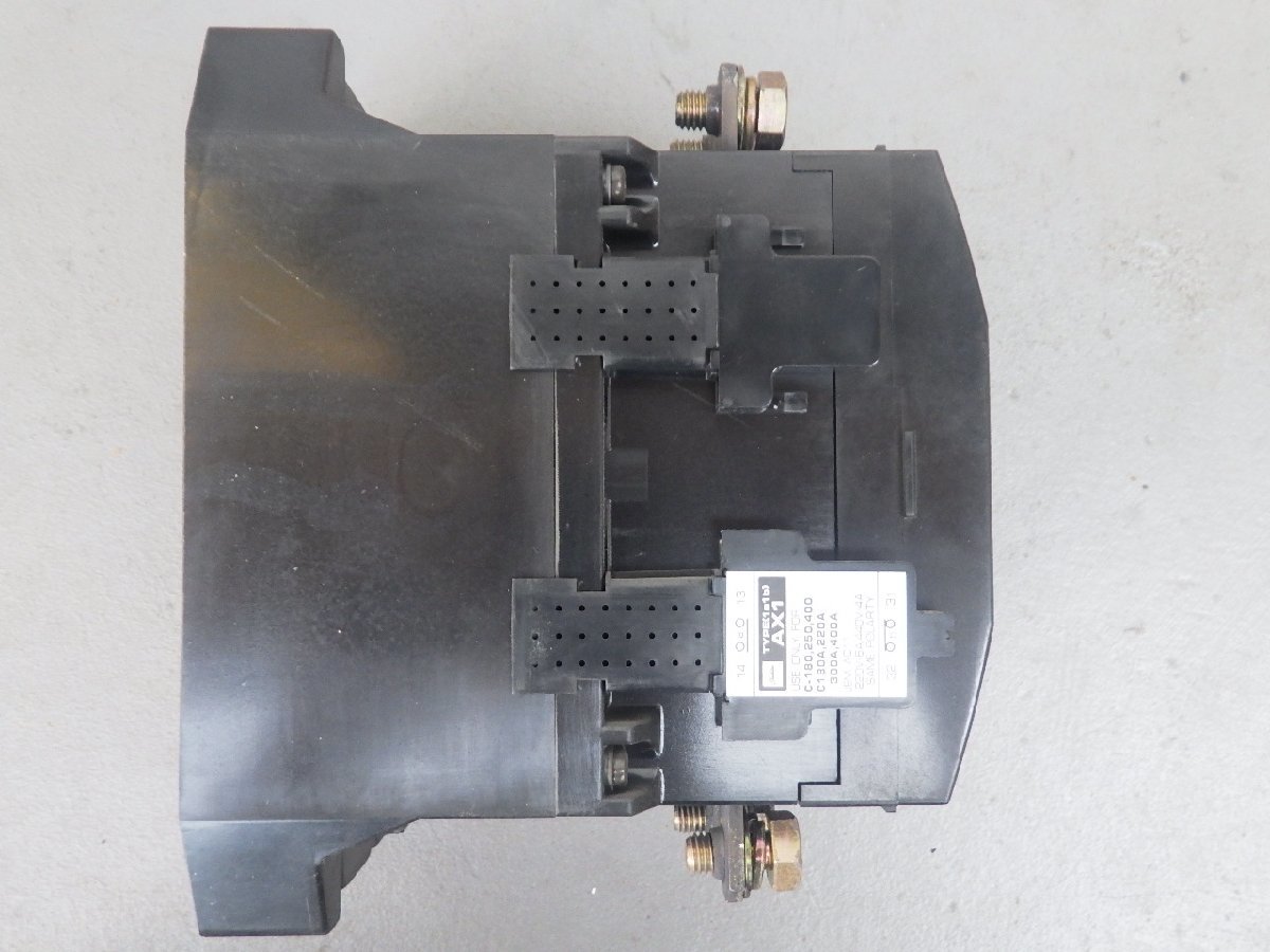 中古 東芝 TOSHIBA 電磁接触器 MAGNETIC CONTACTOR マグネットコンタクター 型式: C180A 管理No.32336_画像3