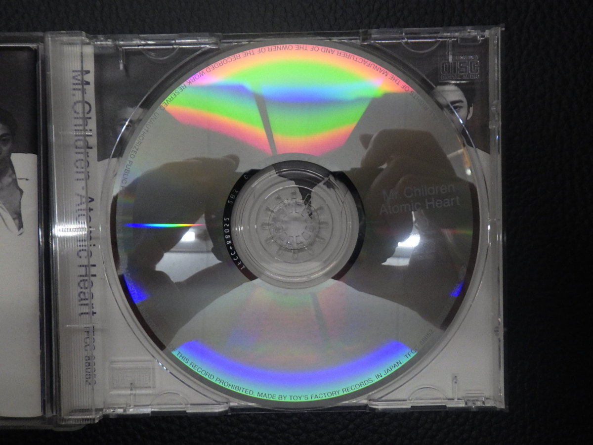 中古CD TOY'S FACTORY RECORDS Mr.Children ミスターチルドレン ミスチル Atomic Heart アトミックハートTFCC-88052 管理No.15952_画像4