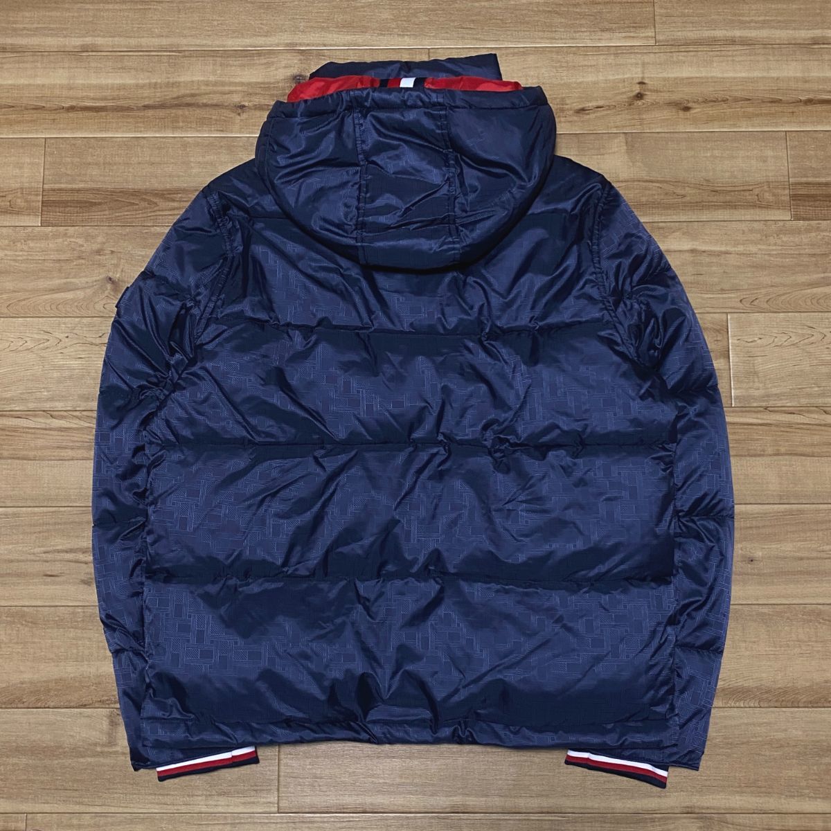 地球に優しいアニマルフリー 【XL】 USA限定 TOMMY HILFIGER トミーヒルフィガー MONOGRAM モノグラム パフジャケット 紺 (R4F-15)_画像9