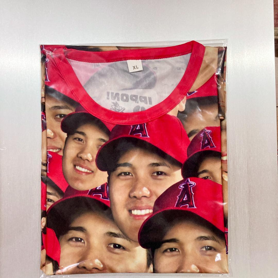 球場配布のホンモノ 大谷翔平 顔たくさん顔だらけTシャツ