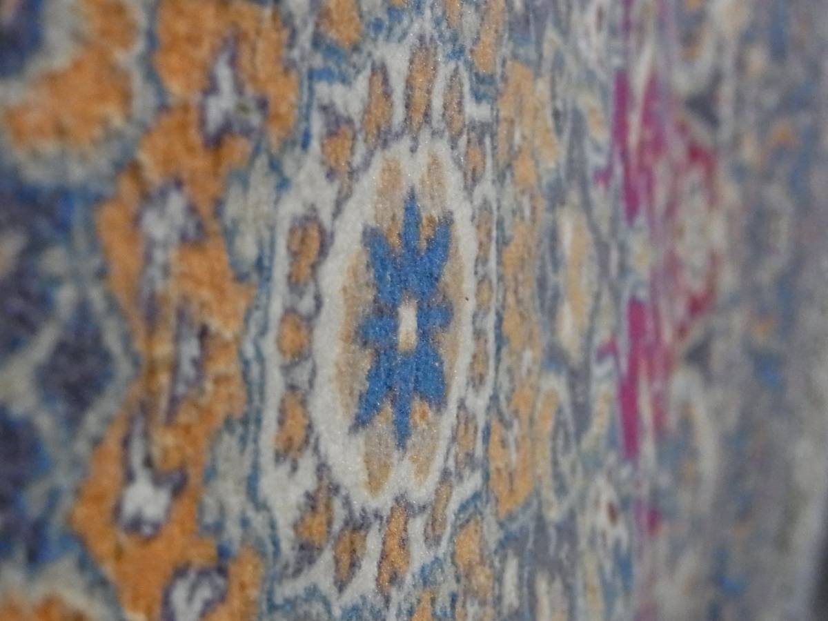 証明書付き1985年製ヴィンテージ品 約90万ノット 167×110cm ペルシャ絨毯 イスファハン シャーアバス 壁掛け 高級カーペット アンティーク_画像8