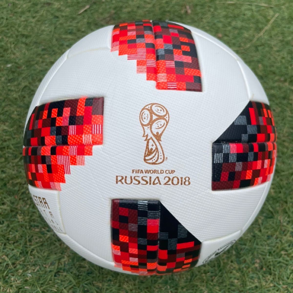 FIFAワールドカップ ロシア大会 公式球 - フットサル