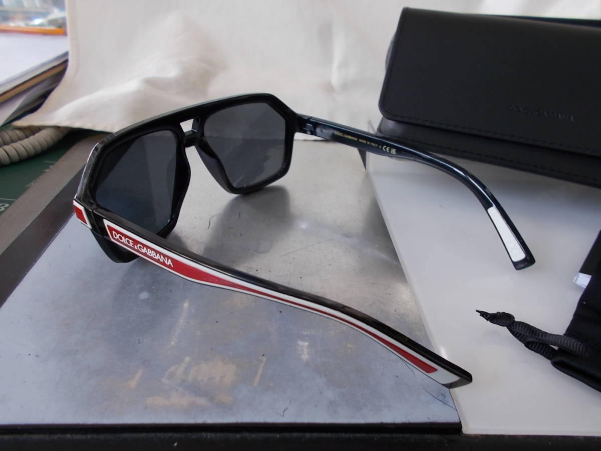 Dolce&Gabbana Teardrop sunglasses DG6176-501/6G stylish 
