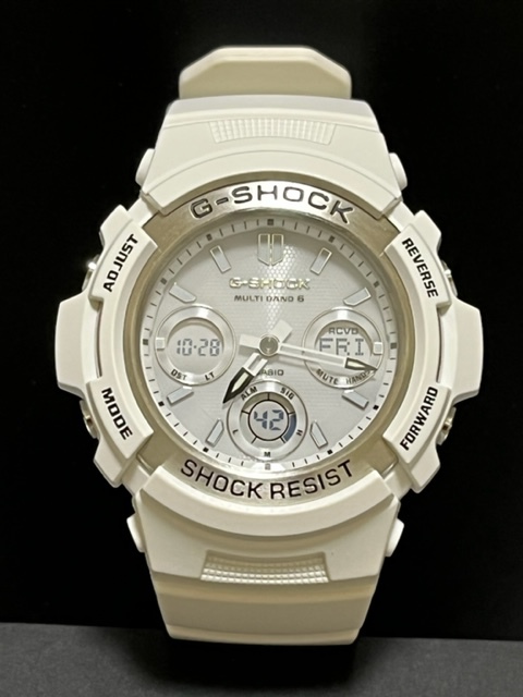 CASIO G-SHOCK AWG-M100SMW-7AJF ソーラー電波腕時計 ホワイト