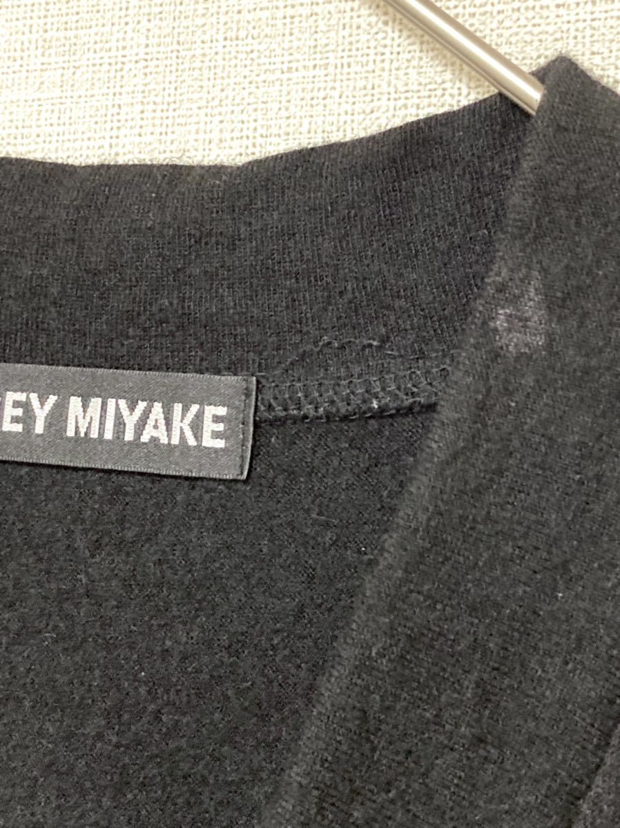 イッセイミヤケ　ISSEY MIYAKE グラデーション　ウール　ニット　セーター　メンズ　ブラック　2 カーディガン　グレー　黒　秋冬