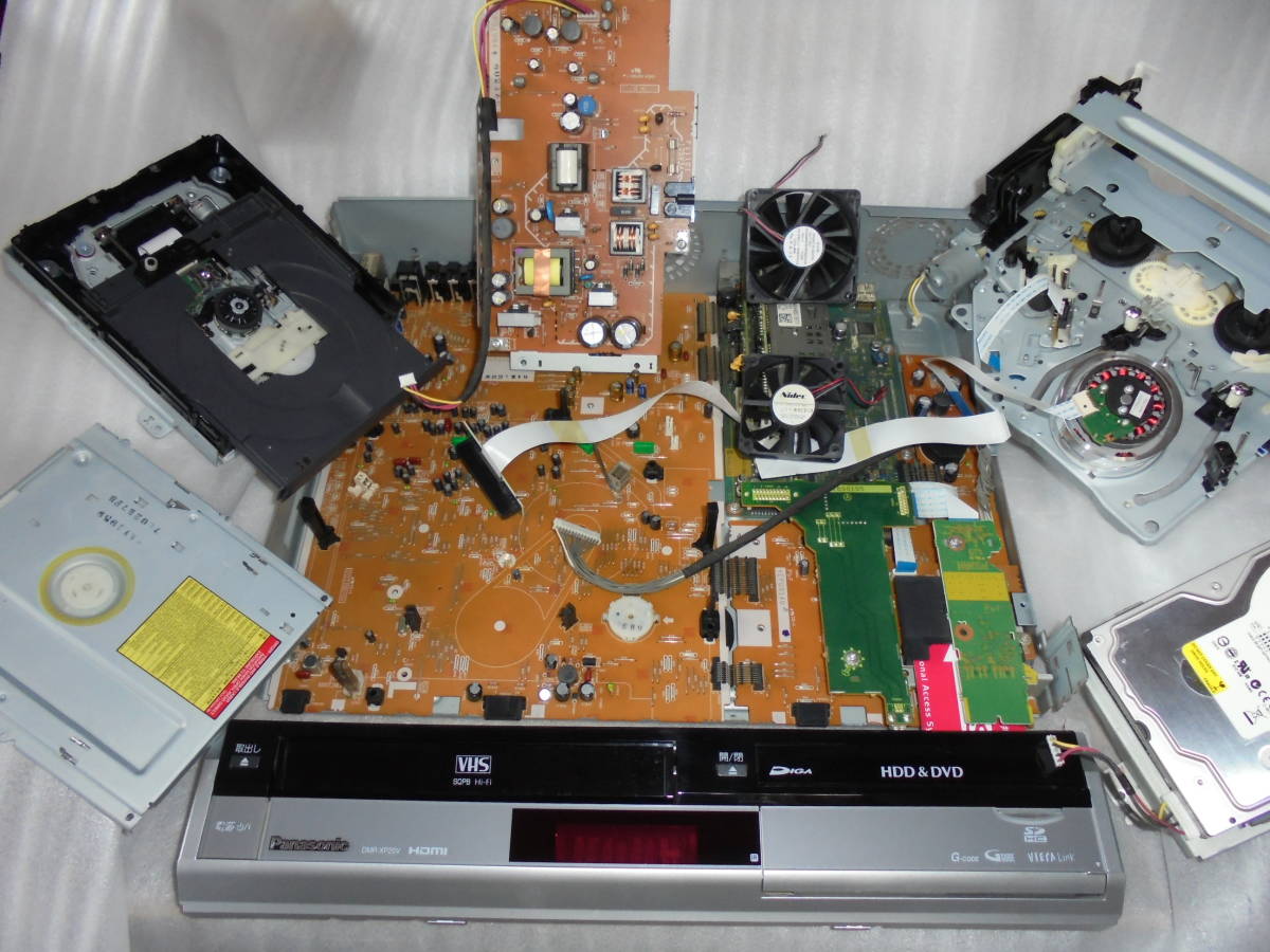 ミコ】☆電源が入らない!☆VHSデッキの専門修理です。DMR-XP20V ミコ】☆電源が入らない!☆VHSデッキの専門修理です。DMR-XP20V