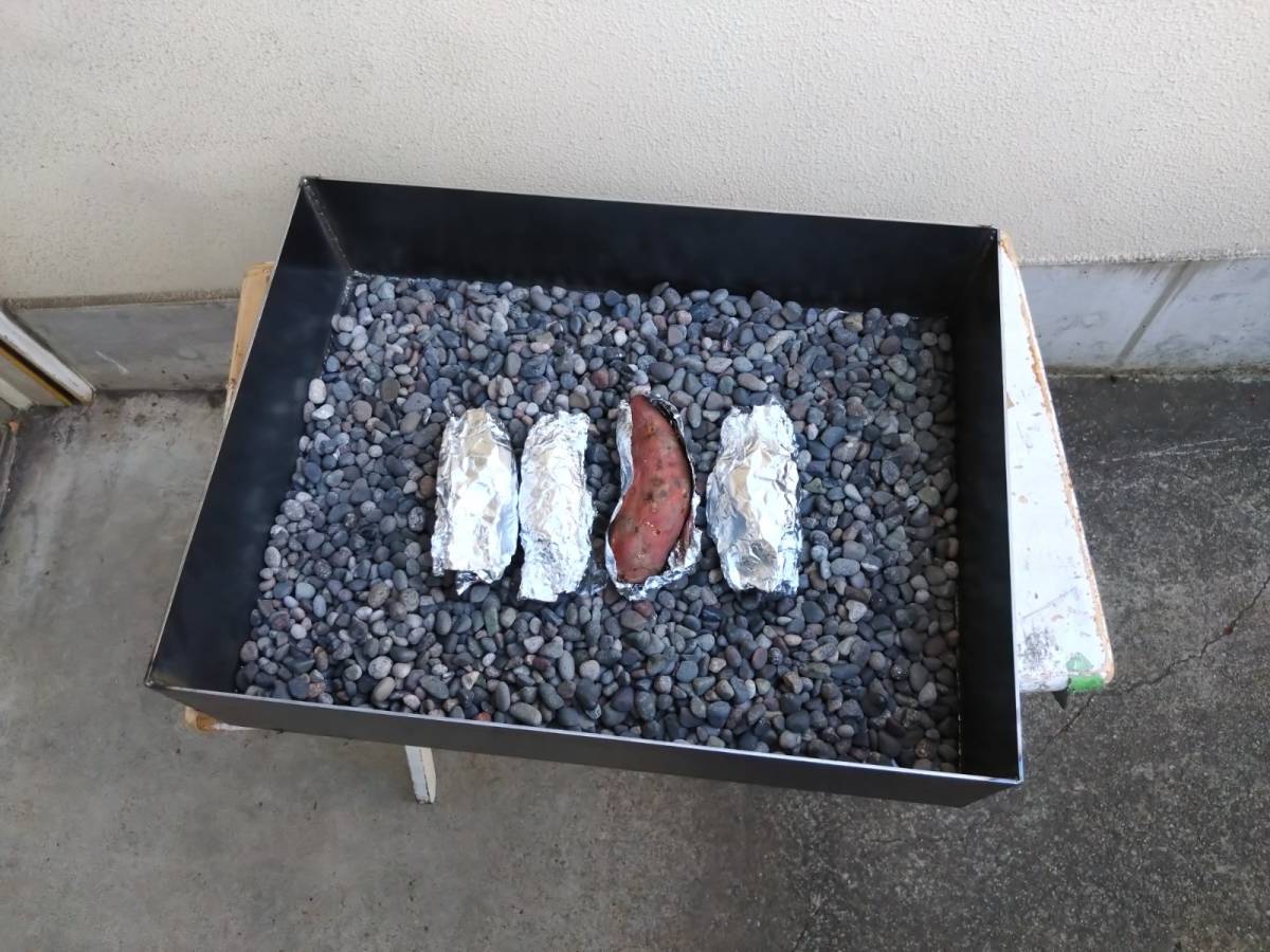 流行りの焼きいも 大量調理 専用台付 学園文化祭り 道の駅 流行りの焼きいも 大量調理 専用台付 学園文化祭り 道の駅