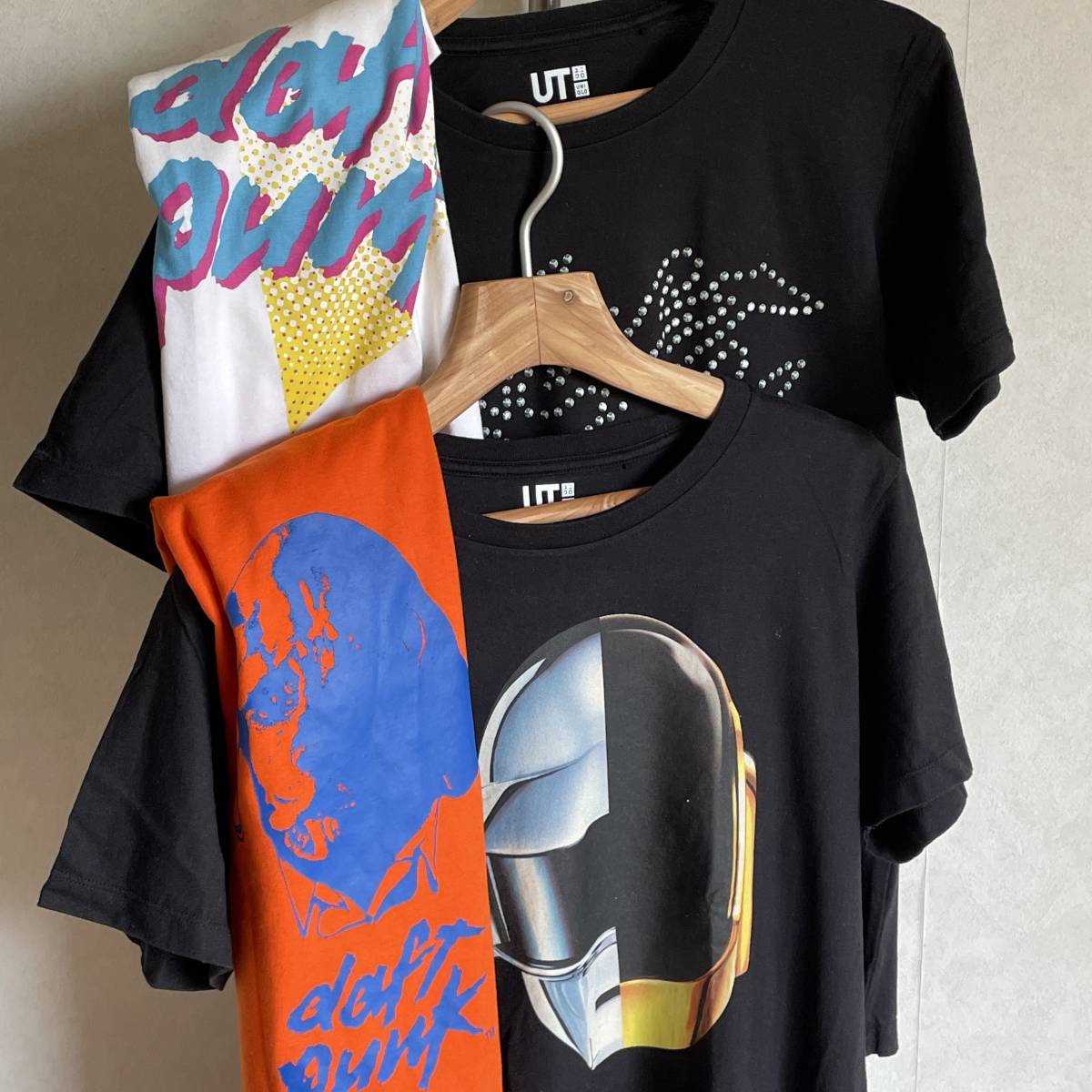 ユニクロUNIQLOダフトパンクDAFT PUNKコラボ4枚セット Tシャツ ユニクロUNIQLOダフトパンクDAFT PUNKコラボ4枚セット Tシャツ