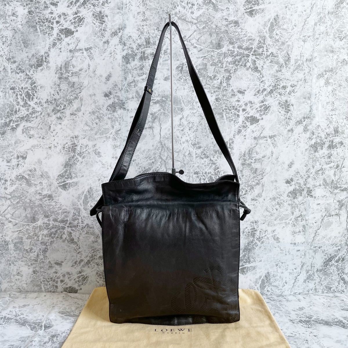 美品 LOEWE ロエベ アナグラム 巾着 ショルダーバッグ 0677507 - caritaskenya.or.ke