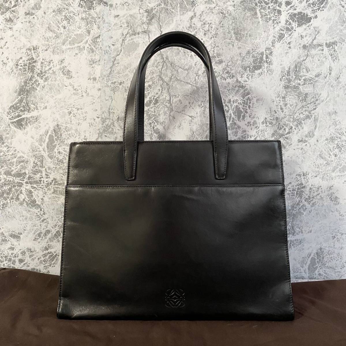 極美品 LOEWE ロエベ アナグラム ハンドバッグ ブラックレザー