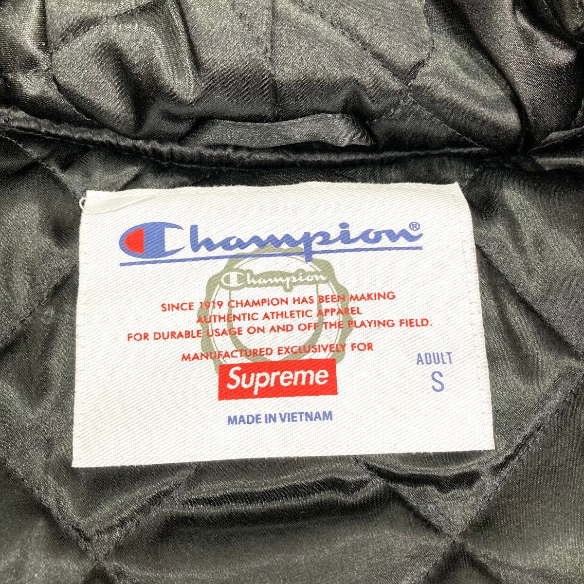 e)Supremeシュプリーム×championチャンピオン/Hooded Satin Varsity