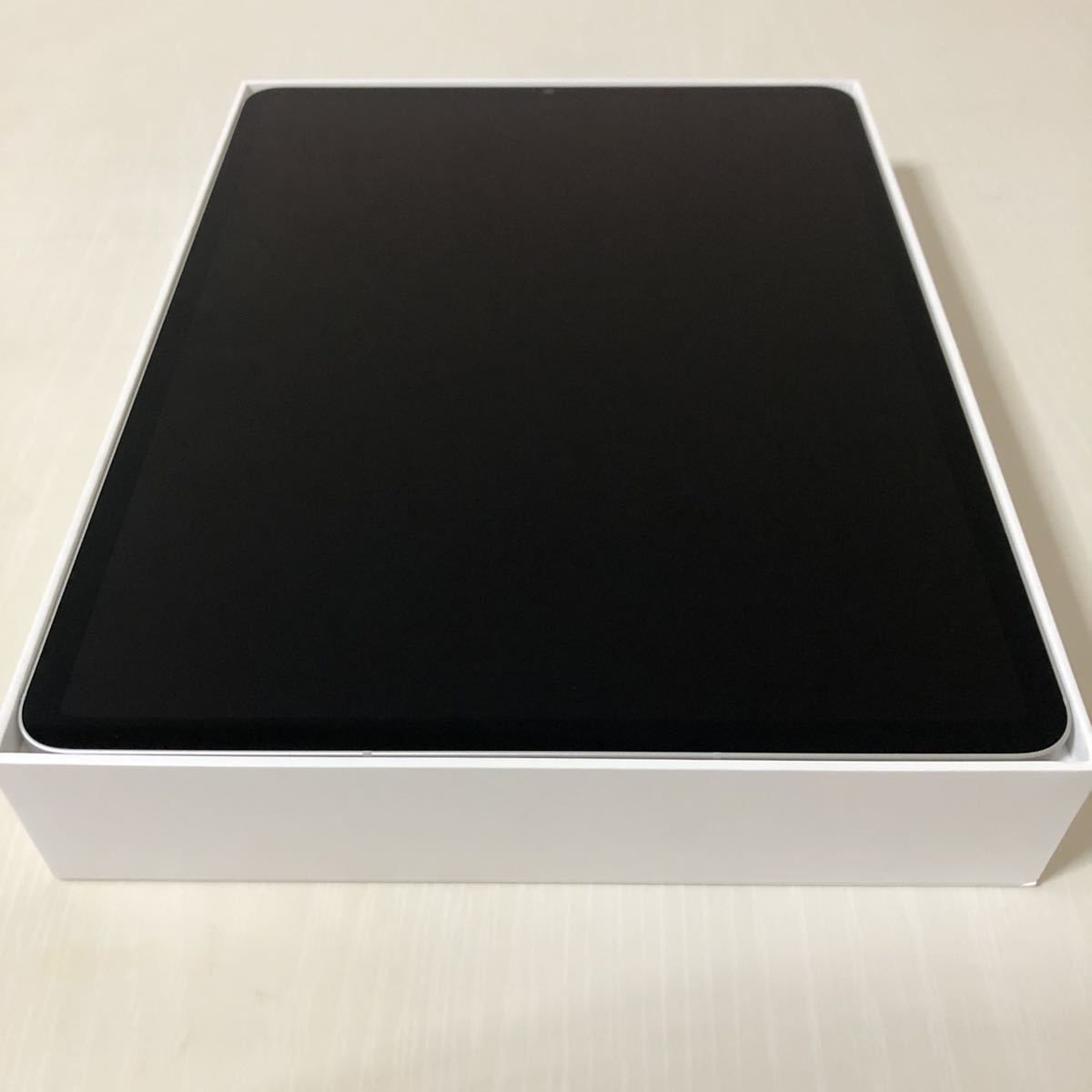土日限定11.8万円も】新品同様 iPad Pro 12.9インチ 第5世代 / Wi-Fi+ ...