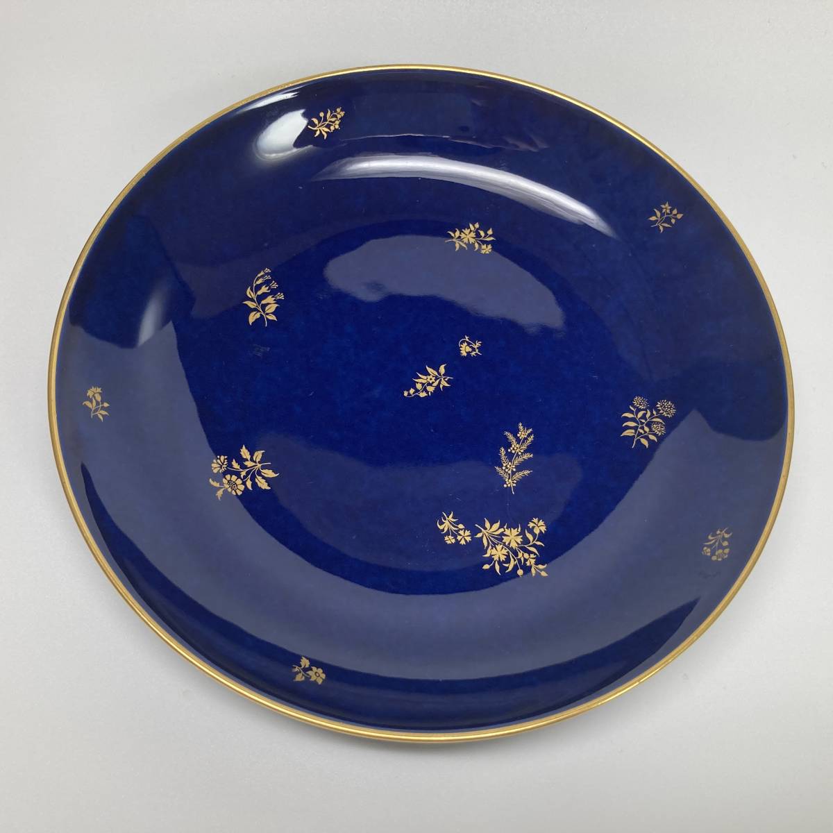 幻の陶磁器】SEVRES セーブル 王者の青 ファットブルー 24金彩