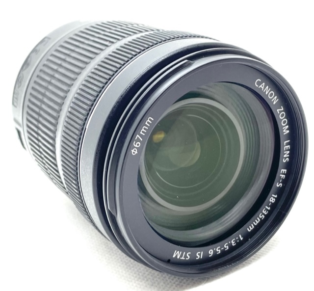 新入荷 Canon 標準ズームレンズ EF-S18-135mm F3.5-5.6 IS STM
