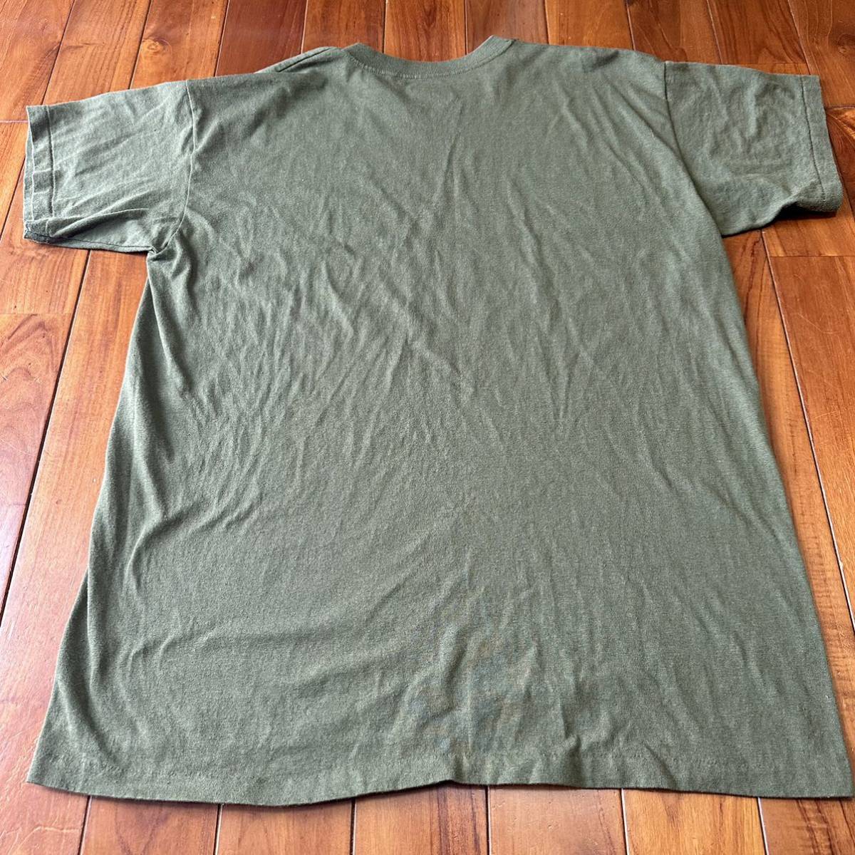 沖縄 海兵隊実物 USMC MARINE DUKE ミリタリー Tシャツ トレーニング ランニング 筋トレ スポーツ LARGE OD (管理番号I54)_画像2