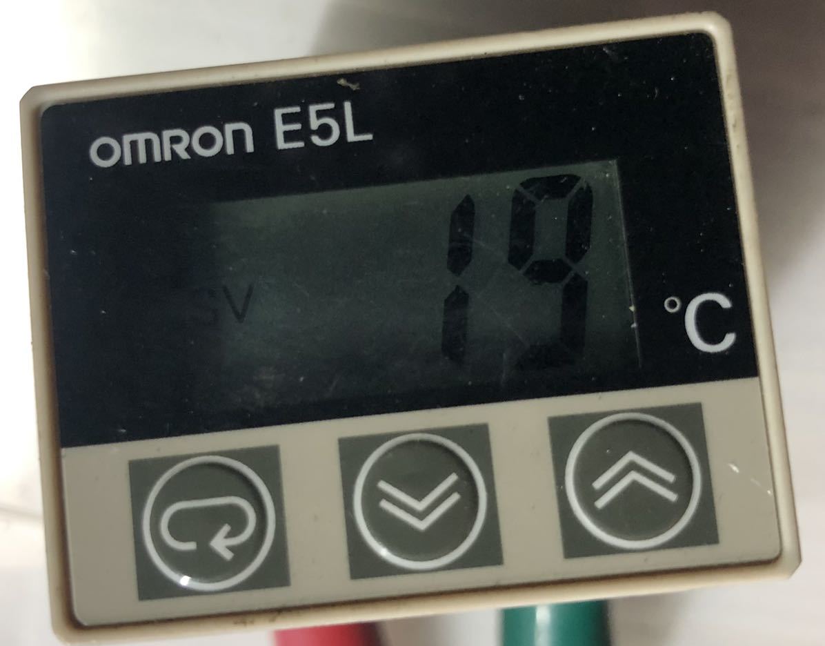 お得クーポン発行中 通電確認済 OMRON E5L-C alcancevitoria.com