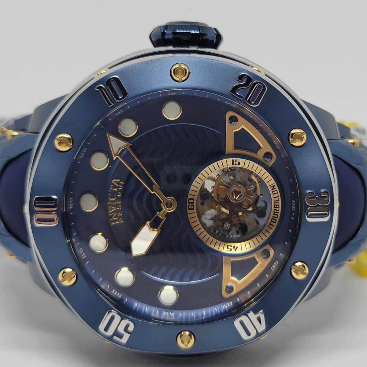 Invicta インビクタ 35730 54mm リザーブ クラーケン トゥールビヨン