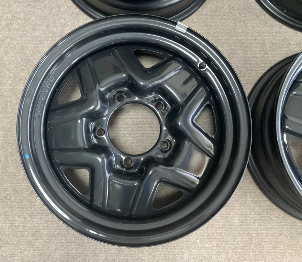 新型ジムニー 純正ホイール 新車外し 4本セット JB64 スチールホイール