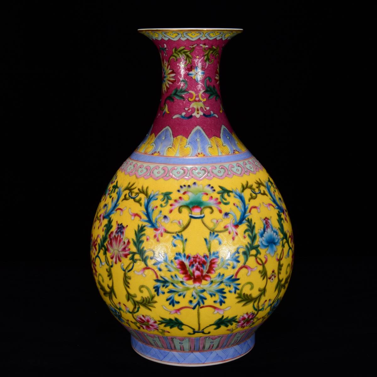 売れ筋新商品 大清乾隆年青花人物故事紋水洗陶磁器 装飾品 現代工芸品