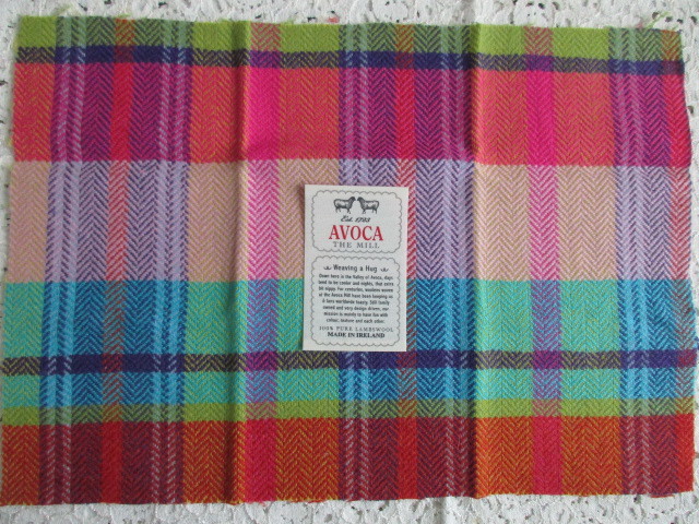 ＡＶＯＣＡ　　アヴォカ　新品　タグ＆生地（35×25cm）　③ _画像2