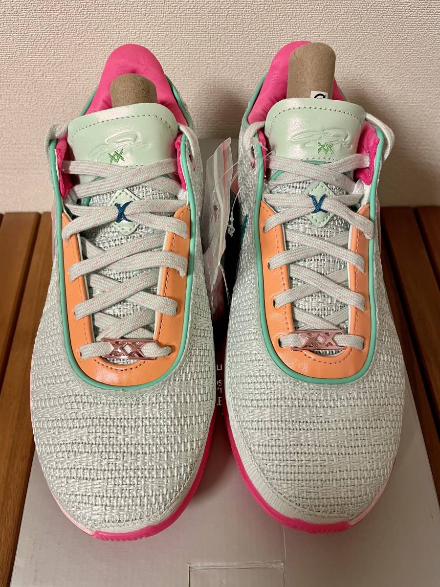 LEBRON XX EP 27.5cm US9.5 ナイキ レブロン 20(27.5cm)|売買された 【メーカー再生品】 Nike 5日まで値下げします。 20 レブロン ナイキ XX Lebron スニーカー