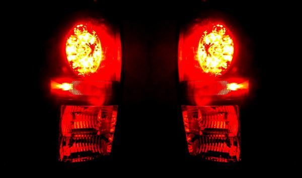 トヨタ タンドラ 2WD 4WD インナークロームメッキ LED クリア テールランプ 左右 セット テールライト サイド キャンセラー内蔵_画像2