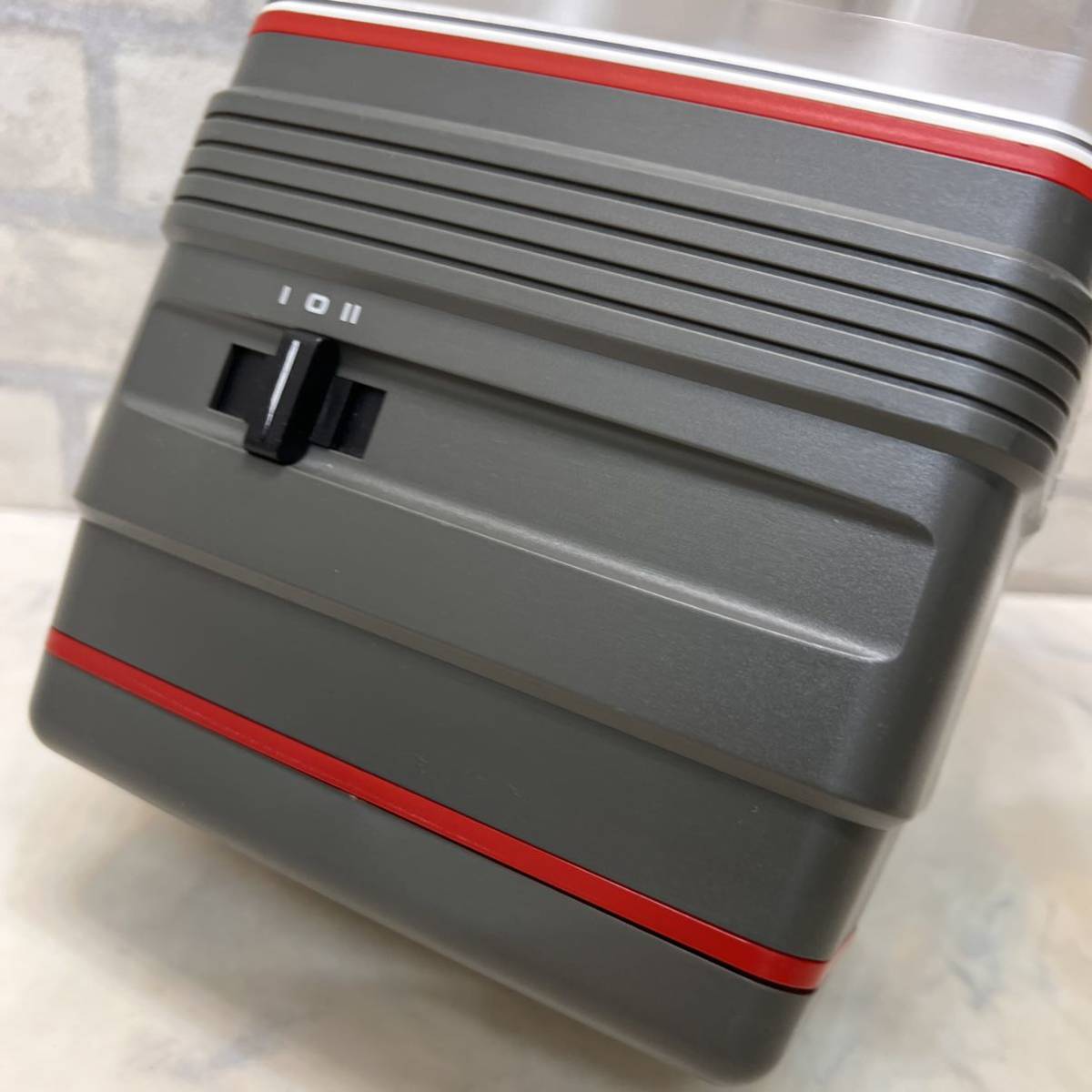 動作OK 良品 コールマン Lantern Area Light Twin Tube 5342-700 動作OK 良品 コールマン Lantern Area Light Twin Tube 5342-700
