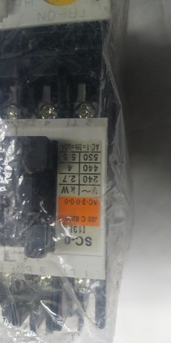 cA【長041016-4】電磁開閉器　富士　SC-0(SW-0)　マグネットスイッチ　未使用長期在庫　袋やぶれあり 多少汚れあり_画像2