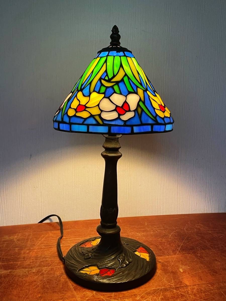 ステンドランプ レトロ テーブルランプ 卓上 花柄 照明 ライト ランプ レトロな雰囲気 デスクランプ_画像1