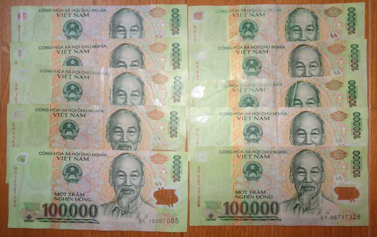 旧紙幣 ベトナム 100.000ドンベトナム紙幣おまとめコレクション10枚-