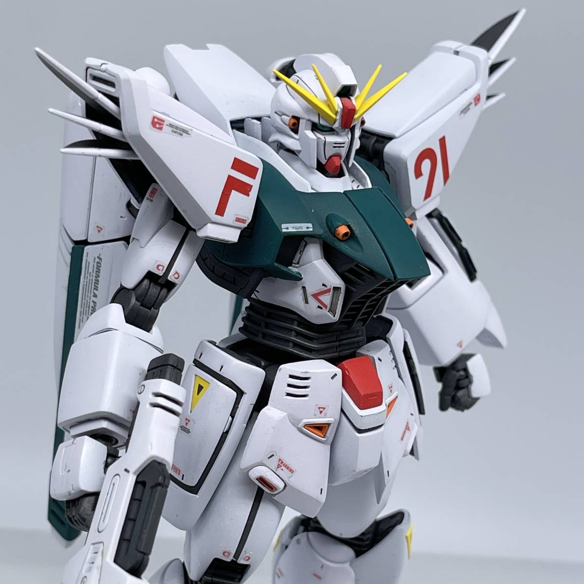 Yahoo!オークション - MG 1/100 ガンダムF91 Ver.2.0 【全塗装 Yahoo!オークション - MG 1/100 ガンダムF91 Ver.2.0 【全塗装