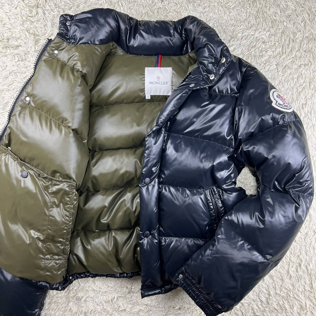 モンクレール ダウン メンズ 美品 高級 黒 モンクレ XL LL